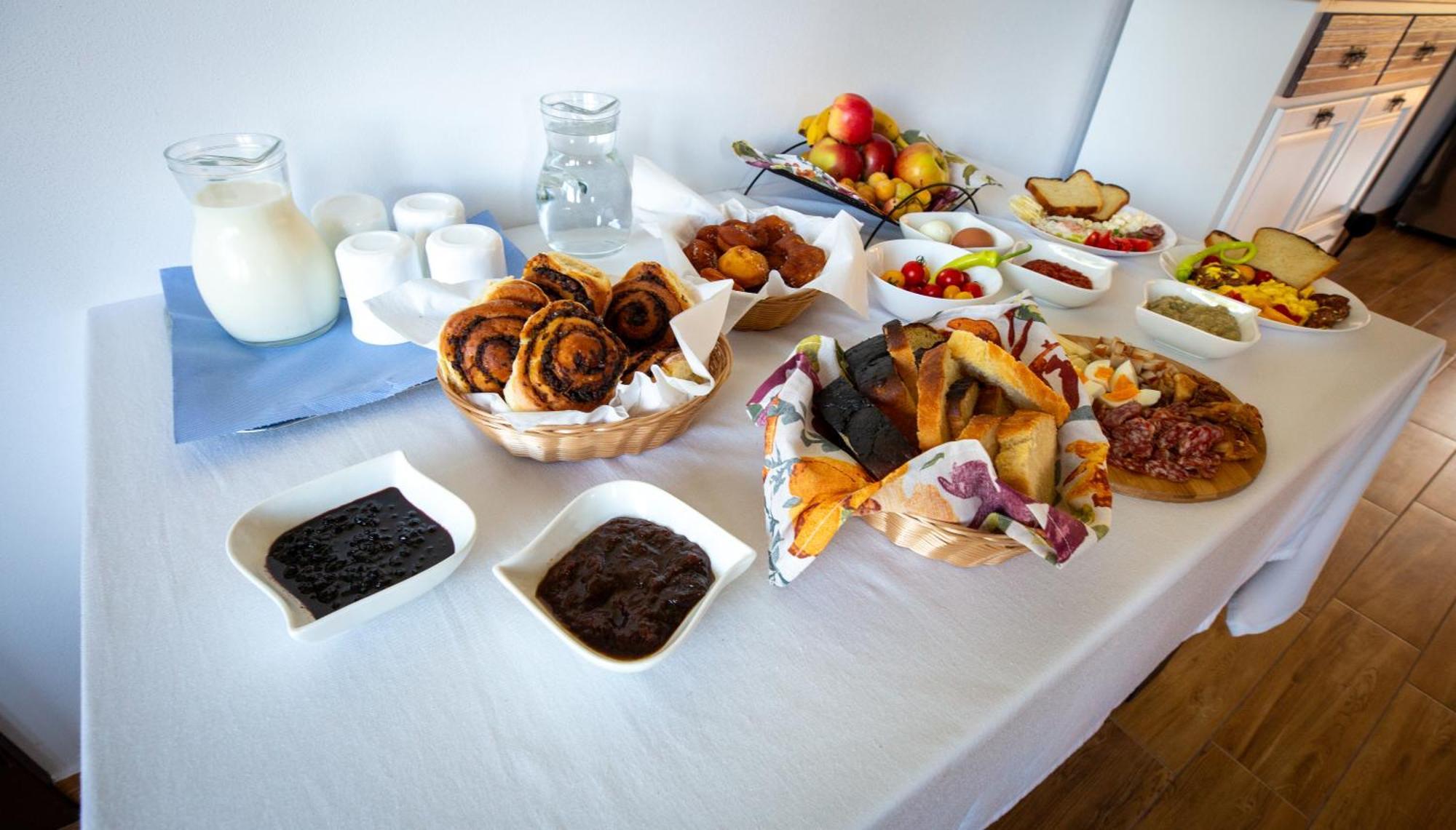 Dor De Maramu' Bed and Breakfast Ieud Buitenkant foto